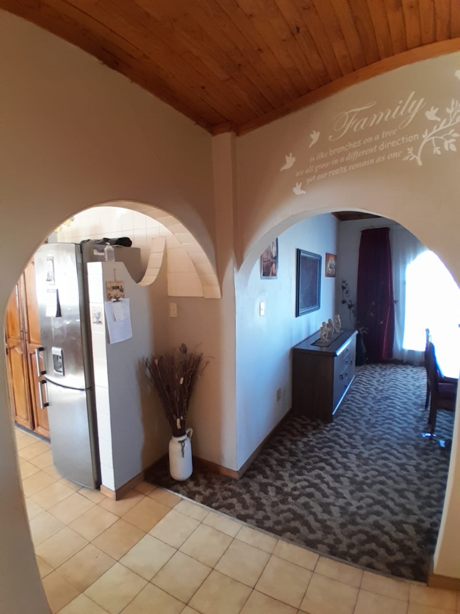 4 Bedroom Property for Sale in Deneysville Free State